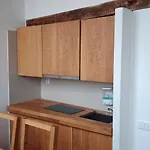 Apartamento Bydlení V Centru Ov Blízko Stodolní, Bez Výtahu