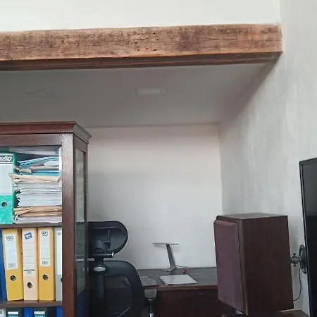 Apartamento Bydlení V Centru Ov Blízko Stodolní, Bez Výtahu