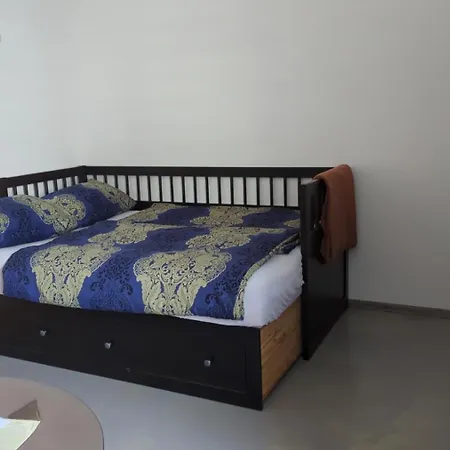 Bydlení V Centru Ov Blízko Stodolní, Bez Výtahu *